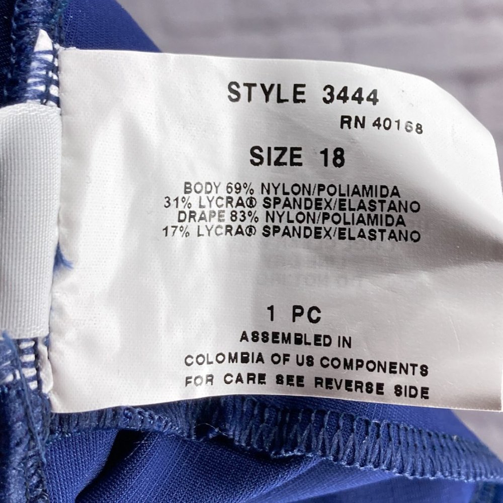New Miraclesuit Size 18 Blue Ruched Slimming Underwire Bra One Piece Swimsuit - Picture 4 of 4